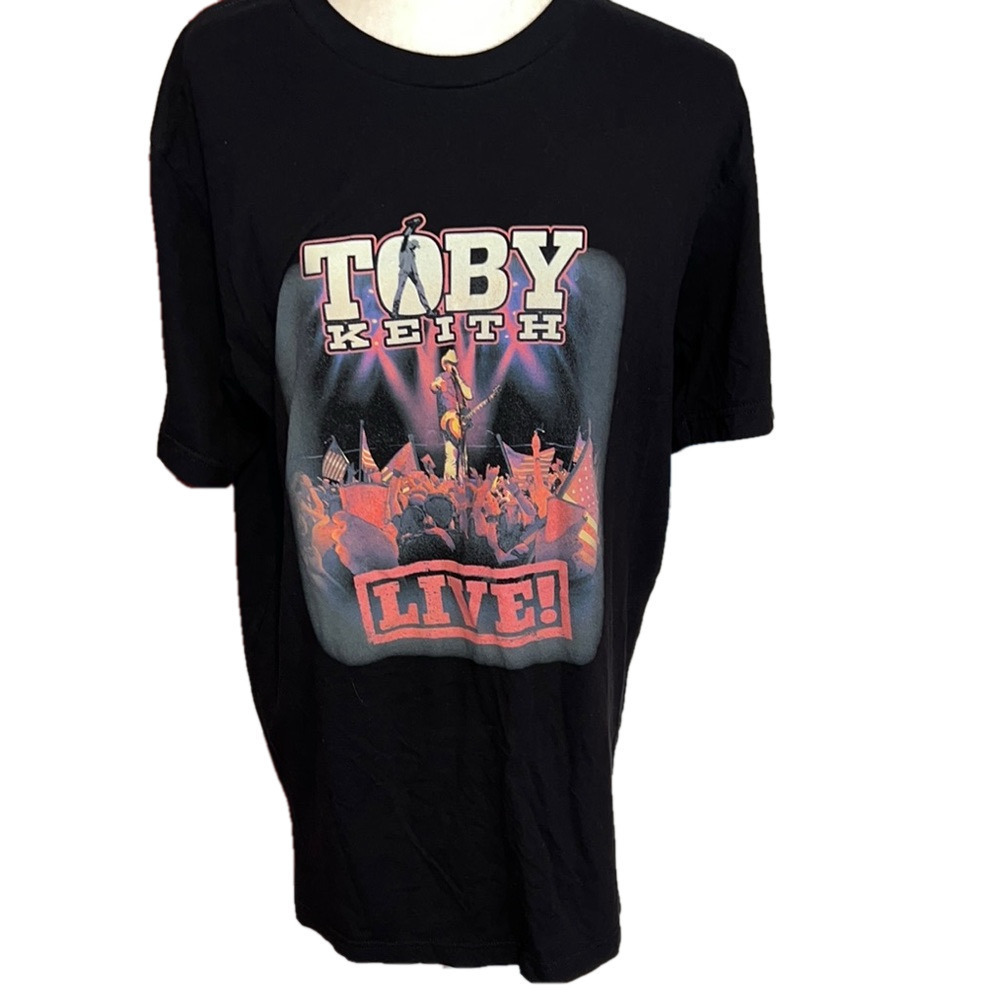 Toby Keith Live Black Graphic T-Shirt Large